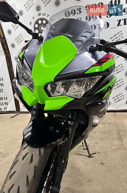Спортбайк Kawasaki Ninja 650 2021 в 
