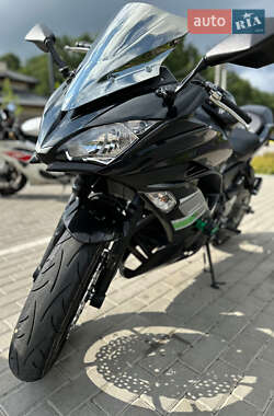 Мотоцикл Спорт-туризм Kawasaki Ninja 650 2019 в 