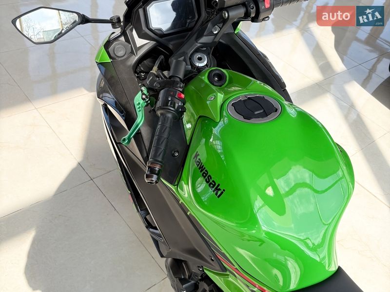 Мотоцикл Спорт-туризм Kawasaki Ninja 650 2022 в Николаеве