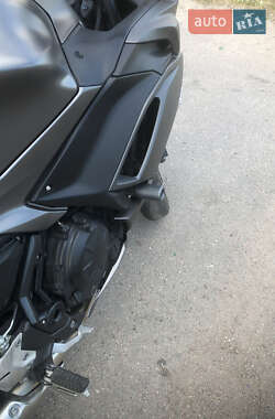 Мотоцикл Спорт-туризм Kawasaki Ninja 650R 2021 в 