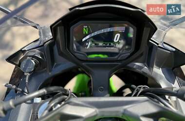 Спортбайк Kawasaki Ninja 650R 2022 в 