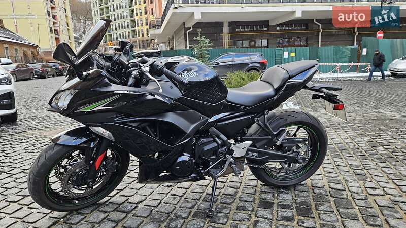 Мотоцикл Спорт-туризм Kawasaki Ninja 650R 2018 в Киеве