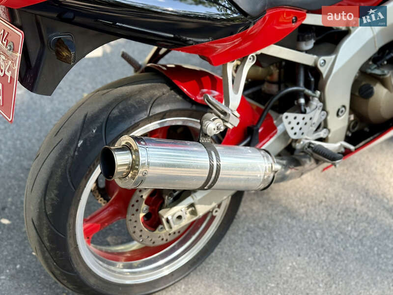 Спортбайк Kawasaki Ninja ZX-6R 2001 в Виннице