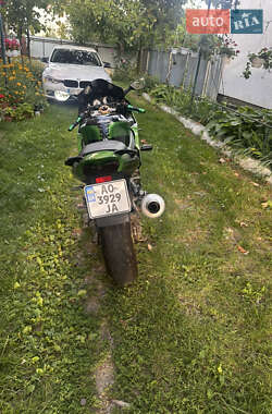 Спортбайк Kawasaki Ninja ZX-6R 2001 в  фото 3 Спортбайк Kawasaki Ninja ZX-6R 2001 в