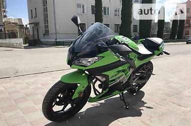 Спортбайк Kawasaki Ninja 2014 в Тернополе