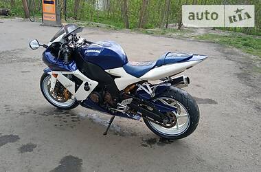 Спортбайк Kawasaki Ninja 2004 в Черкассах