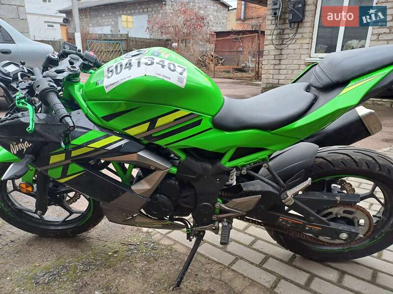 Мотоцикл Классик Kawasaki Ninja 2019 в 