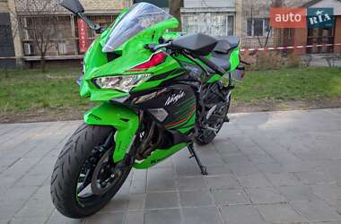Спортбайк Kawasaki Ninja 2024 в 