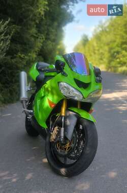 Спортбайк Kawasaki Ninja 2004 в Конотопе