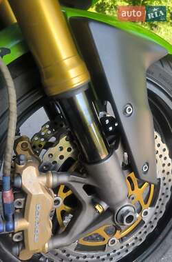 Спортбайк Kawasaki Ninja 2004 в 