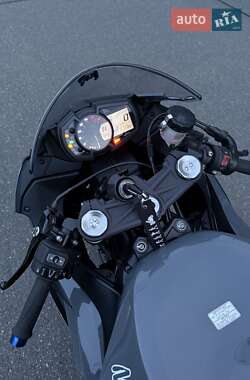 Спортбайк Kawasaki Ninja 2019 в 