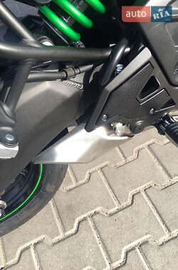 Мотоцикл Туризм Kawasaki Versys 650 2019 в 