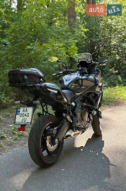 Мотоцикл Спорт-туризм Kawasaki Versys 650 2022 в 