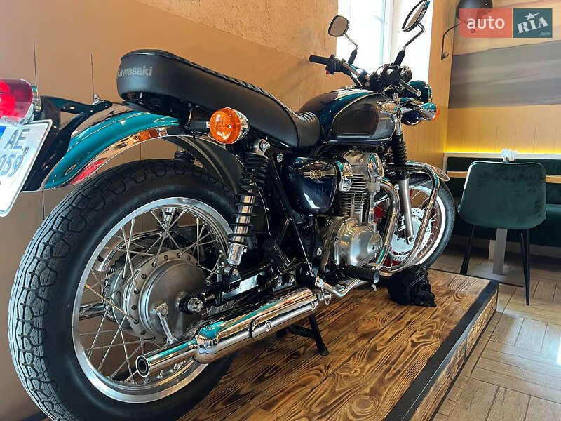 Мотоцикл Классик Kawasaki W 800 2016 в Софиевской Борщаговке