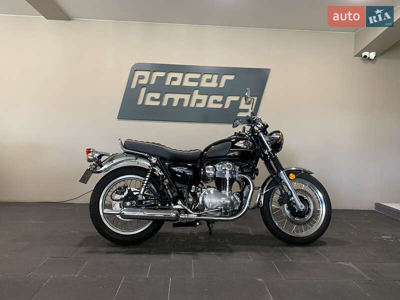 Kawasaki W 800 2025
