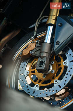 Мотоцикл Без обтекателей (Naked bike) Kawasaki Z 1000 2006 в 