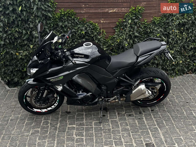 Мотоцикл Спорт-туризм Kawasaki Z 1000 2015 в Днепре