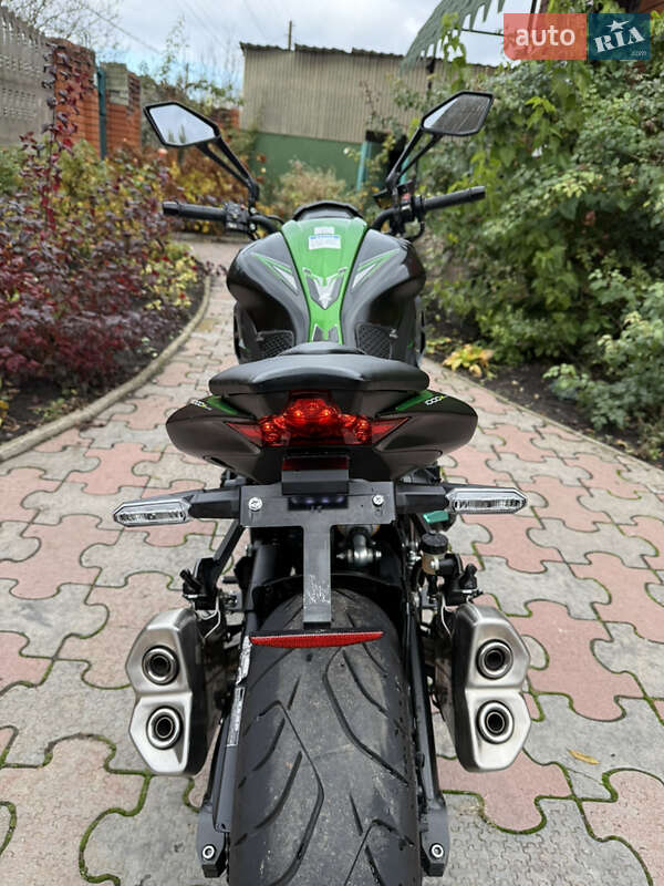 Мотоцикл Без обтекателей (Naked bike) Kawasaki Z 1000 2018 в Зенькове фото 7 Мотоцикл Без обтекателей (Naked bike) Kawasaki Z 1000 2018 в Зенькове