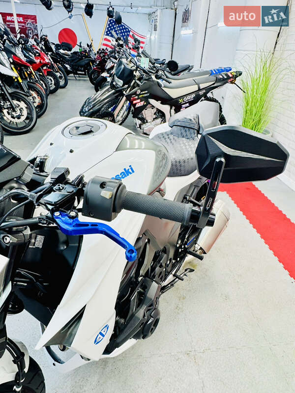 Спортбайк Kawasaki Z 1000 2020 в Одессе фото 23 Спортбайк Kawasaki Z 1000 2020 в Одессе