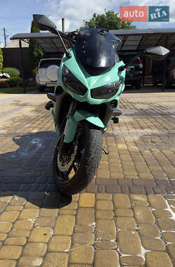 Мотоцикл Спорт-туризм Kawasaki Z 1000SX 2015 в 