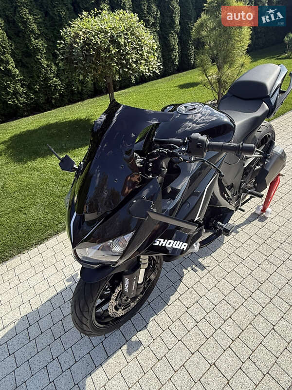 Мотоцикл Спорт-туризм Kawasaki Z 1000SX 2015 в Владимире