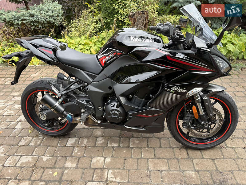Мотоцикл Спорт-туризм Kawasaki Z 1000SX 2024 в 