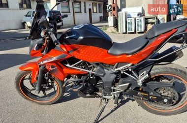 Спортбайк Kawasaki Z 250 2016 в Харкові