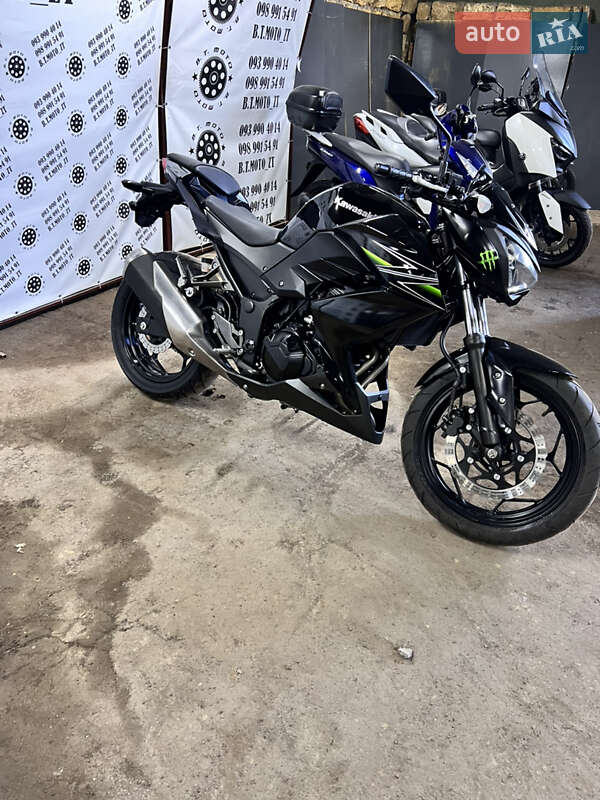 Мотоцикл Спорт-туризм Kawasaki Z 250SL 2013 в Житомире