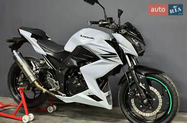 Мотоцикл Без обтекателей (Naked bike) Kawasaki Z 300 2017 в Киеве