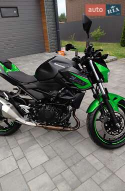 Мотоцикл Без обтекателей (Naked bike) Kawasaki Z 400 2021 в Берёзовке