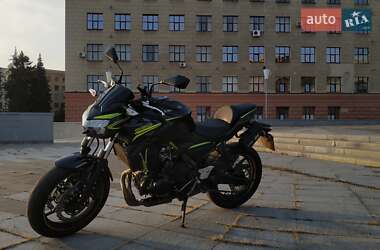 Мотоцикл Без обтекателей (Naked bike) Kawasaki Z 650 2020 в 