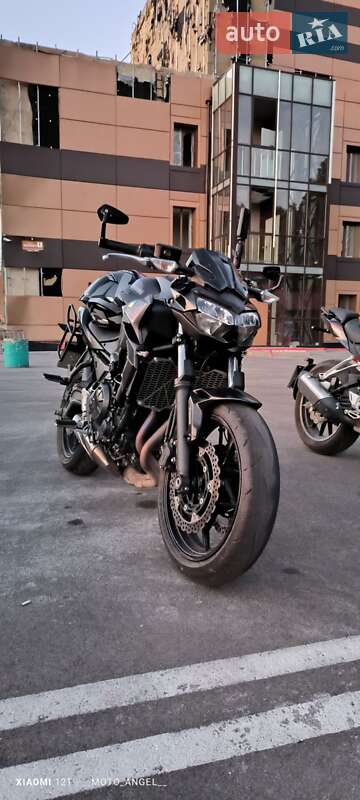 Kawasaki Z 650 2020
