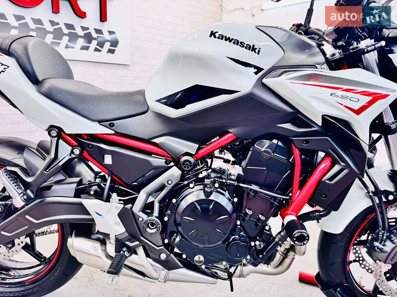 Спортбайк Kawasaki Z 650 2022 в Одессе