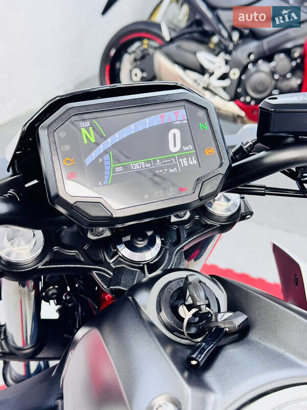 Спортбайк Kawasaki Z 650 2022 в Одессе