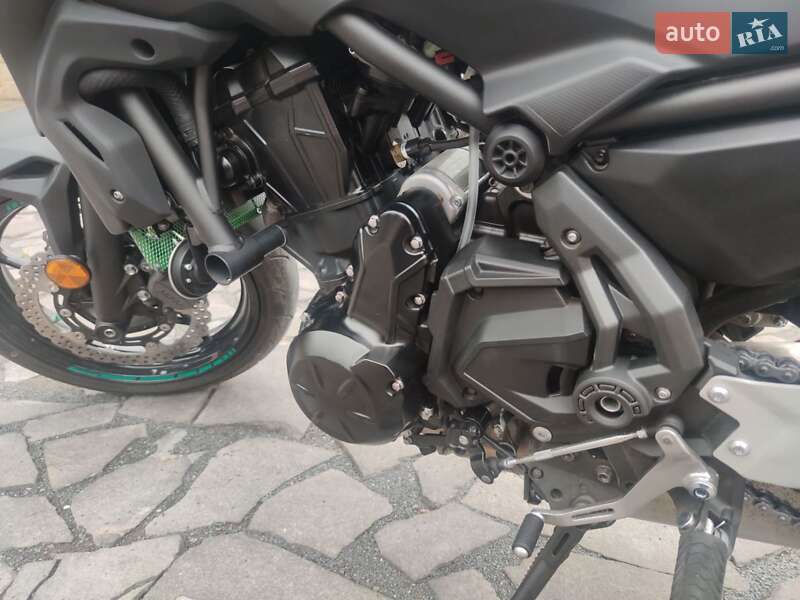 Мотоцикл Без обтекателей (Naked bike) Kawasaki Z 650 2020 в Мукачево