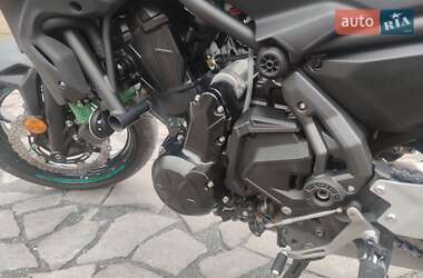 Мотоцикл Без обтекателей (Naked bike) Kawasaki Z 650 2020 в 