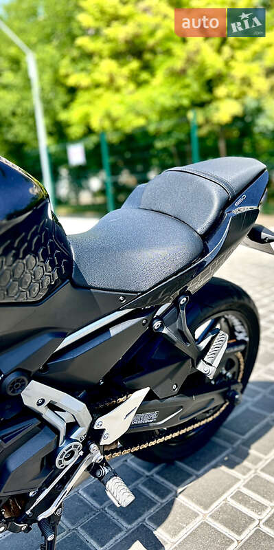 Мотоцикл Без обтікачів (Naked bike) Kawasaki Z 650 2017 в Одесі