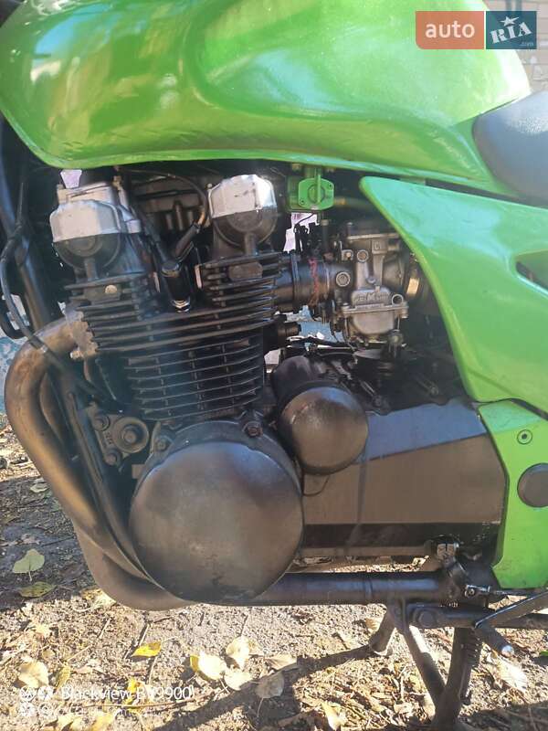 Мотоцикл Без обтекателей (Naked bike) Kawasaki Z 750 2002 в Киеве
