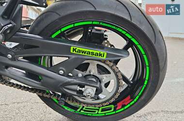 Мотоцикл Без обтекателей (Naked bike) Kawasaki Z 750R 2011 в 