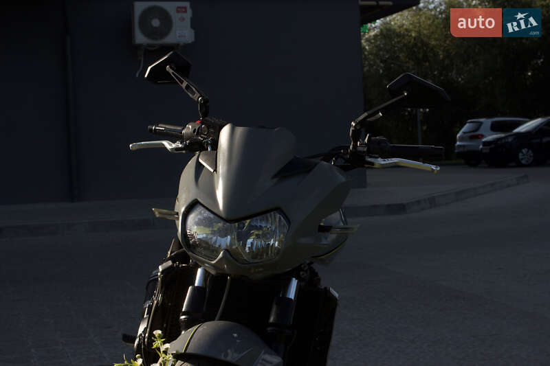 Спортбайк Kawasaki Z 750R 2004 в Новояворівську фото 3 Спортбайк Kawasaki Z 750R 2004 в Новояворівську