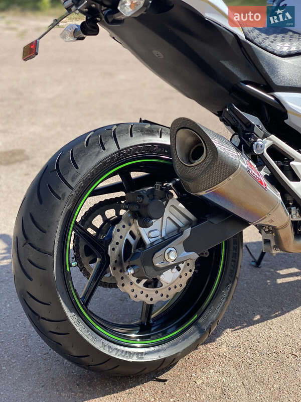Мотоцикл Без обтекателей (Naked bike) Kawasaki Z 800 2013 в Сновске