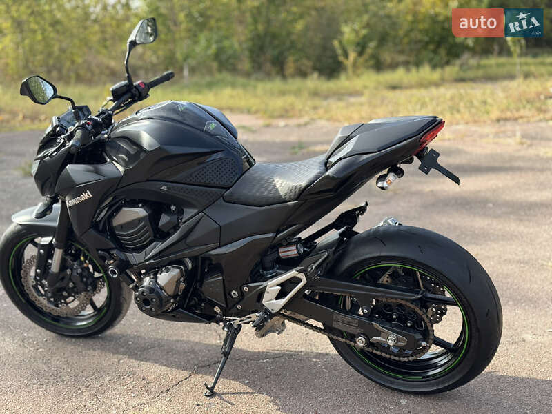 Мотоцикл Без обтекателей (Naked bike) Kawasaki Z 800 2013 в Сновске