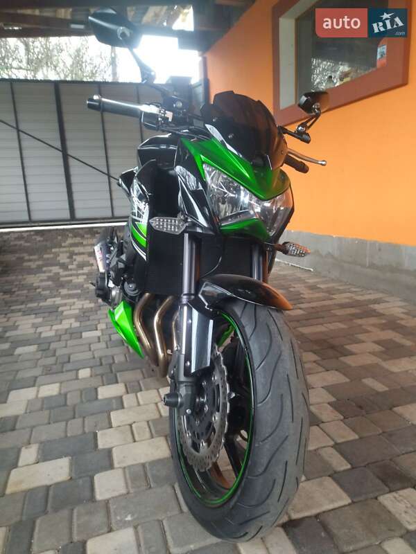 Мотоцикл Без обтікачів (Naked bike) Kawasaki Z 800 2013 в Бучі