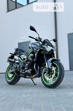 Мотоцикл Без обтекателей (Naked bike) Kawasaki Z900 2023 в Ровно