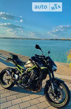 Мотоцикл Без обтекателей (Naked bike) Kawasaki Z900 2021 в Днепре