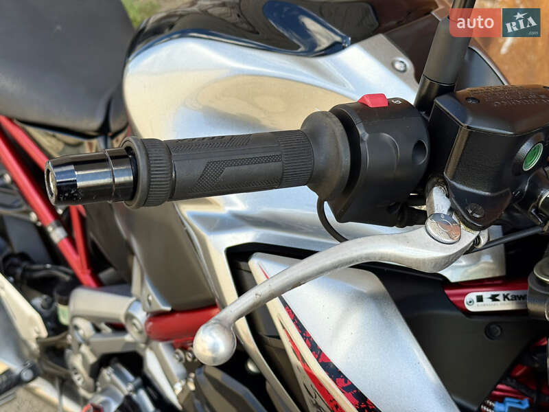 Мотоцикл Без обтекателей (Naked bike) Kawasaki Z900 2018 в Днепре фото 23 Мотоцикл Без обтекателей (Naked bike) Kawasaki Z900 2018 в Днепре