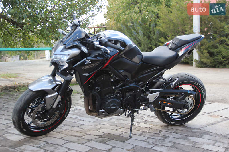 Мотоцикл Без обтікачів (Naked bike) Kawasaki Z900 2023 в П'ятихатках