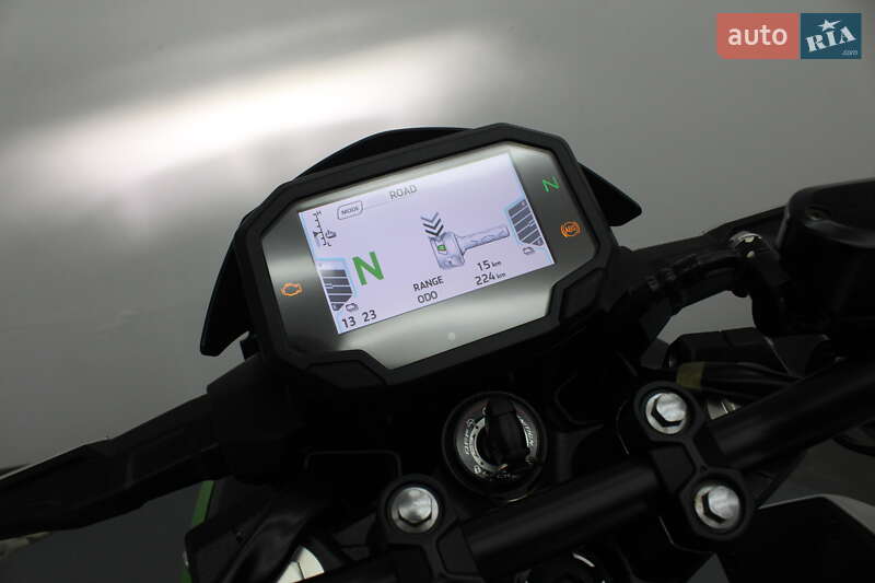 Мотоцикл Без обтекателей (Naked bike) Kawasaki Z 2024 в Гнивани
