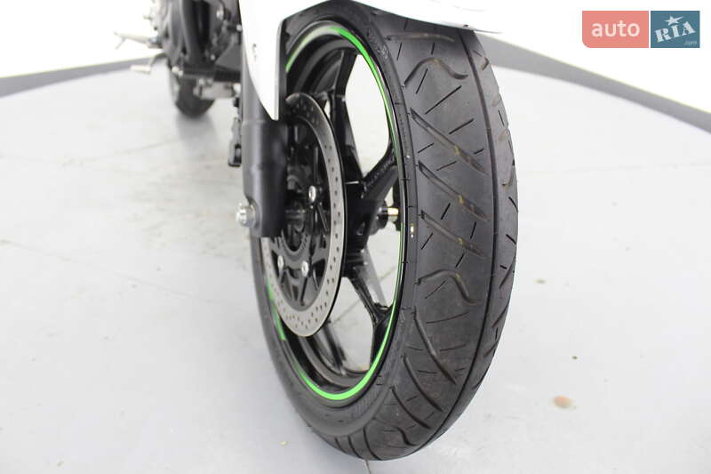 Мотоцикл Без обтекателей (Naked bike) Kawasaki Z 2024 в Гнивани