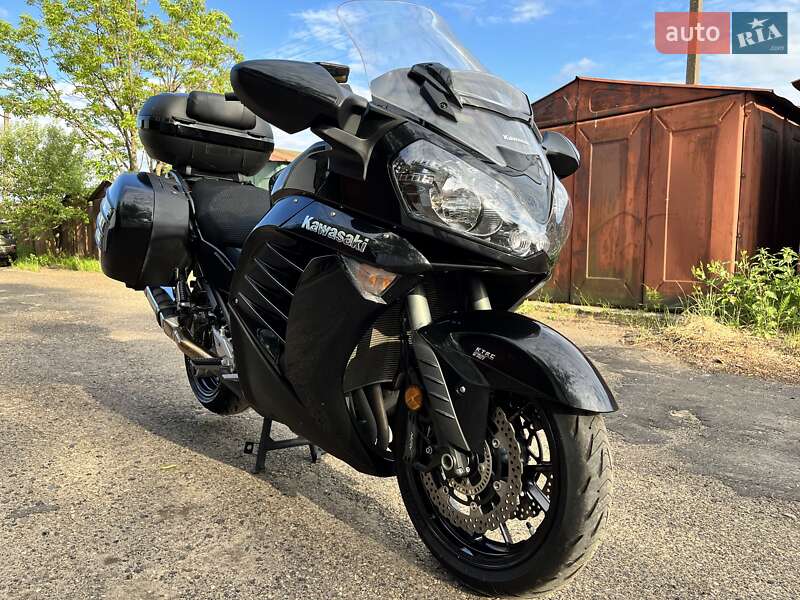 Мотоцикл Спорт-туризм Kawasaki ZG 1400 2015 в Львове фото 11 Мотоцикл Спорт-туризм Kawasaki ZG 1400 2015 в Львове